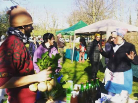 1643436888farmers market